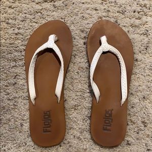 Flojos flip flops size 7